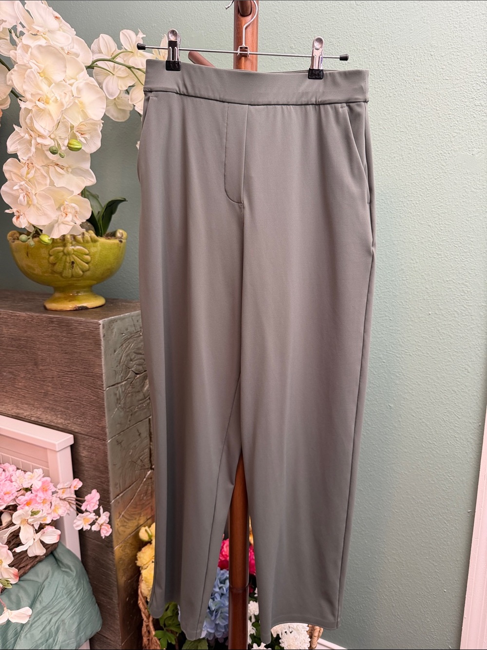 LULULEMON Daydrift High-Rise Tapered Trouser- Regular length